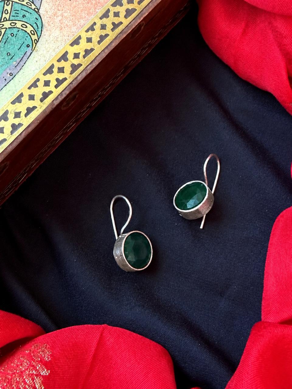 Monalisa Stone Round Shape Oxidized Earring