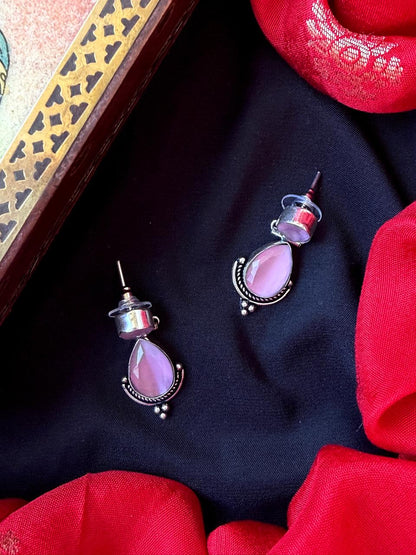 Monalisa Stone Geometrical Oxidized Earring