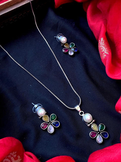 Monalisa Stone Pendant Chain Necklace with Earring set