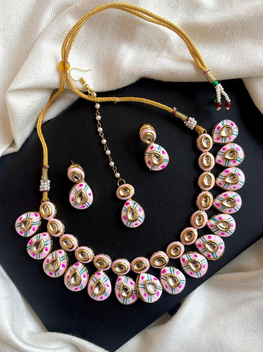 Meenakari Kundan Choker, Mangtika and Earring set
