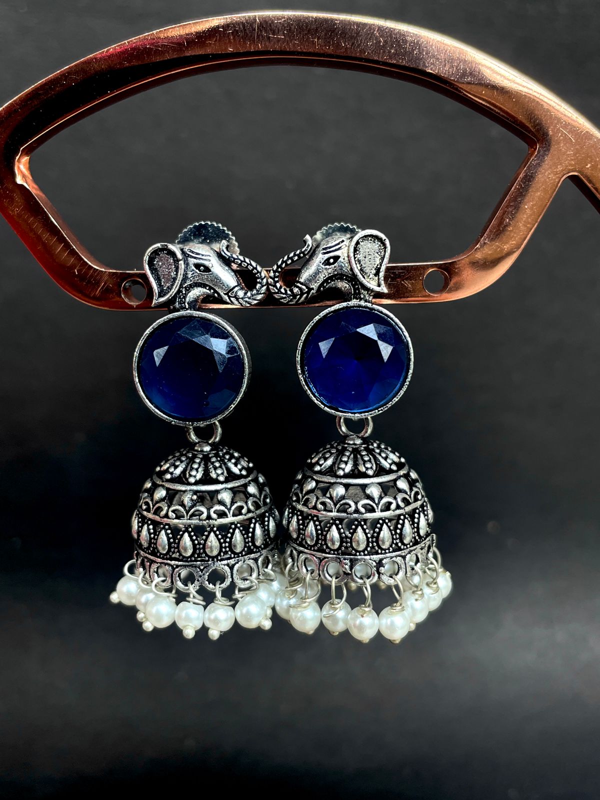 Monalisa Stone Oxidized Earring