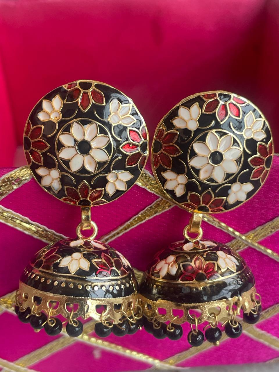 Meenakari Flower Print Top Jhumki Earring