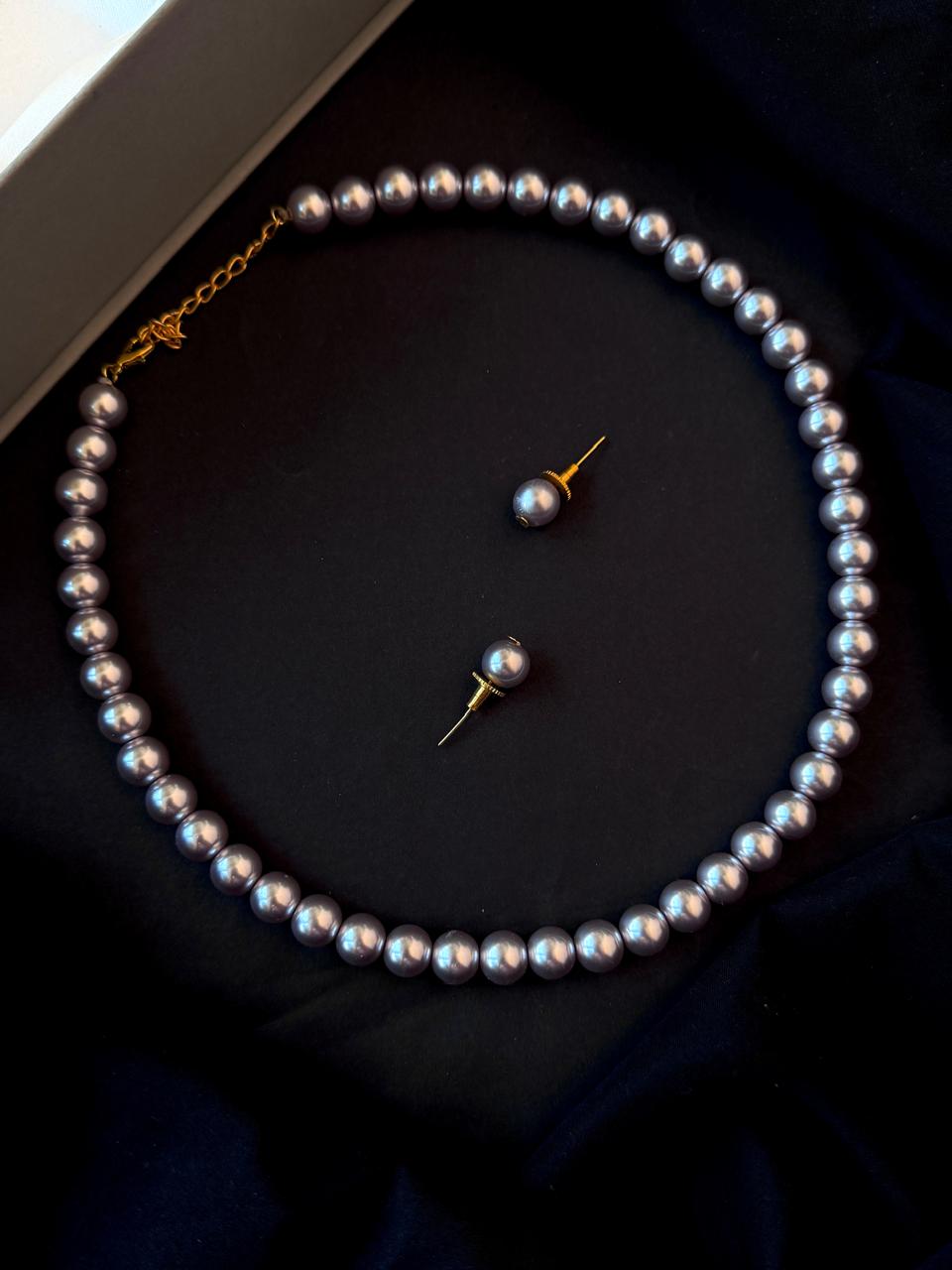Shell Pearl Mala with Earring set