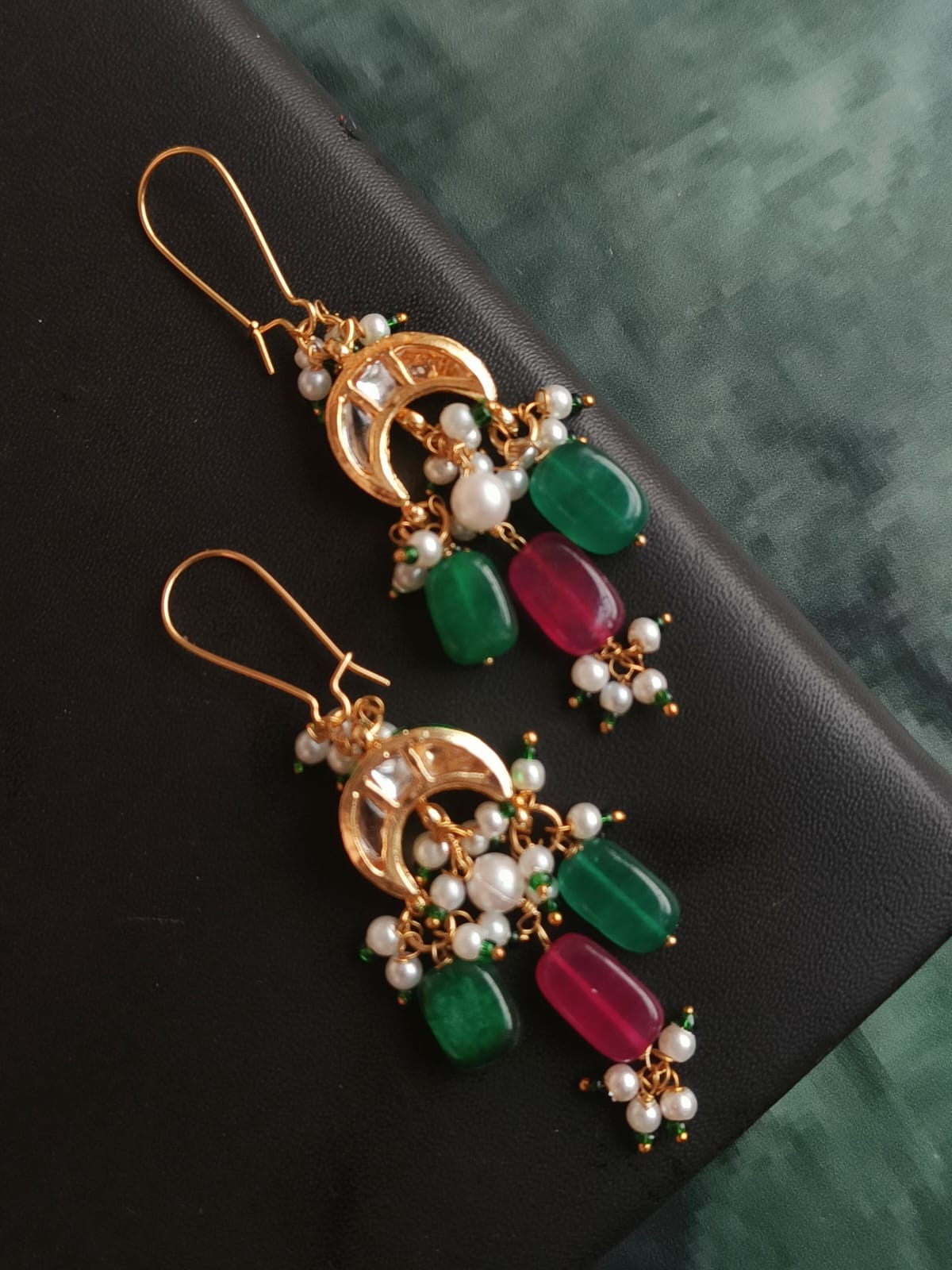 Kundan Nartural Stones Earring