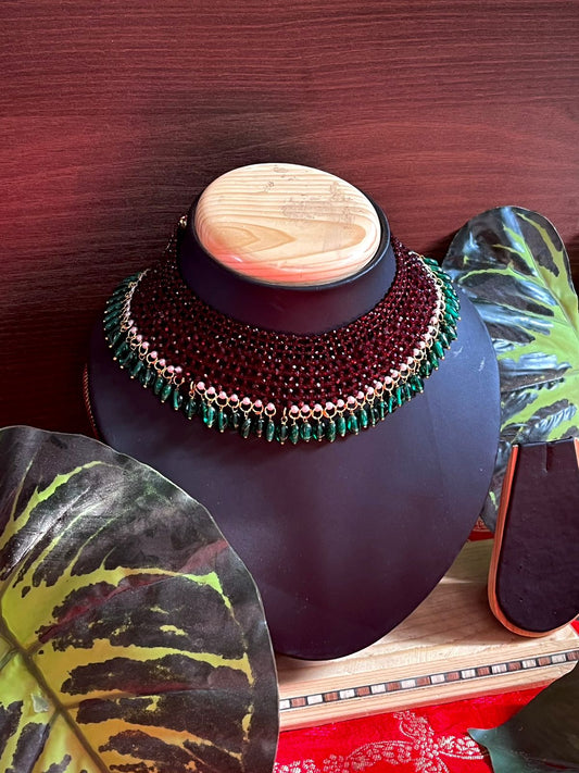 Hydro Patti with Glass Beads and Cheer Necklace