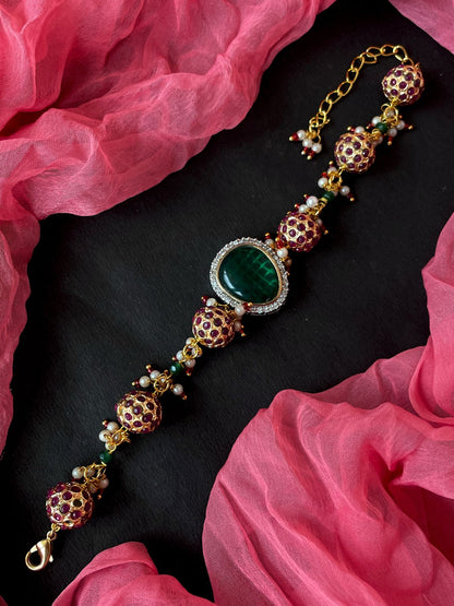 AD with Monalisa Stone and Ball Beaded Bracelet