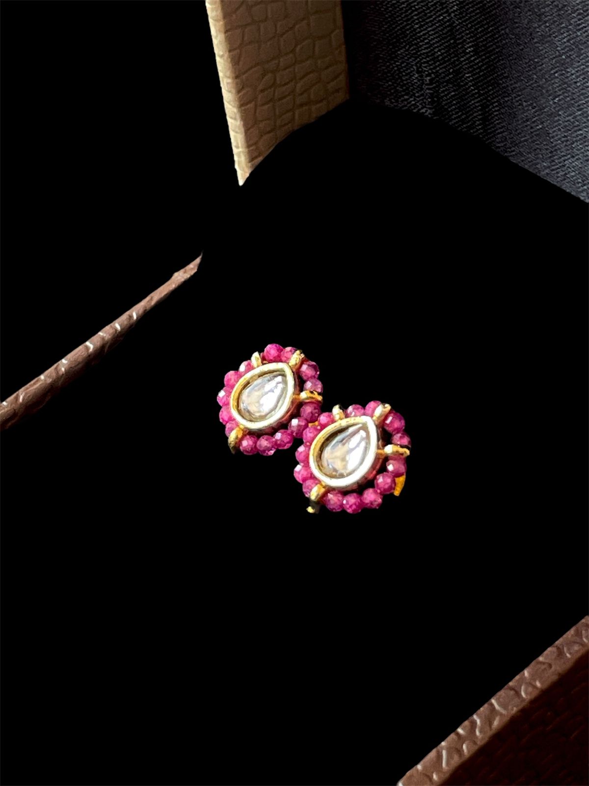 Pachi Kundan with Monalisa Stone Earring