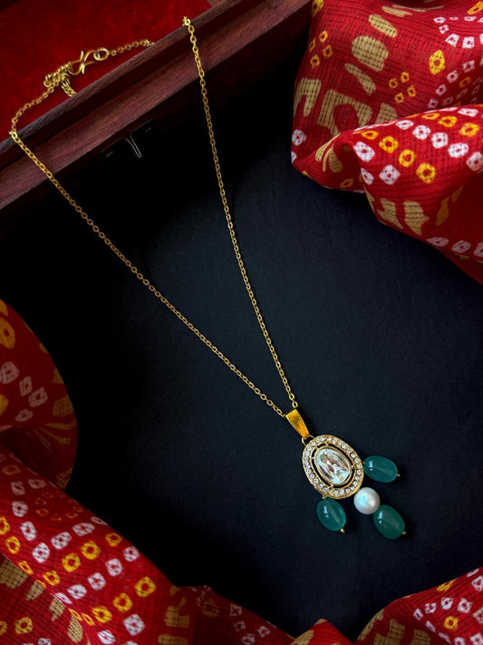 Kundan with Stone Pendant Chain Necklace