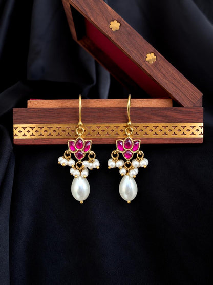 Pachi Kundan with Pearl Beaded Earring