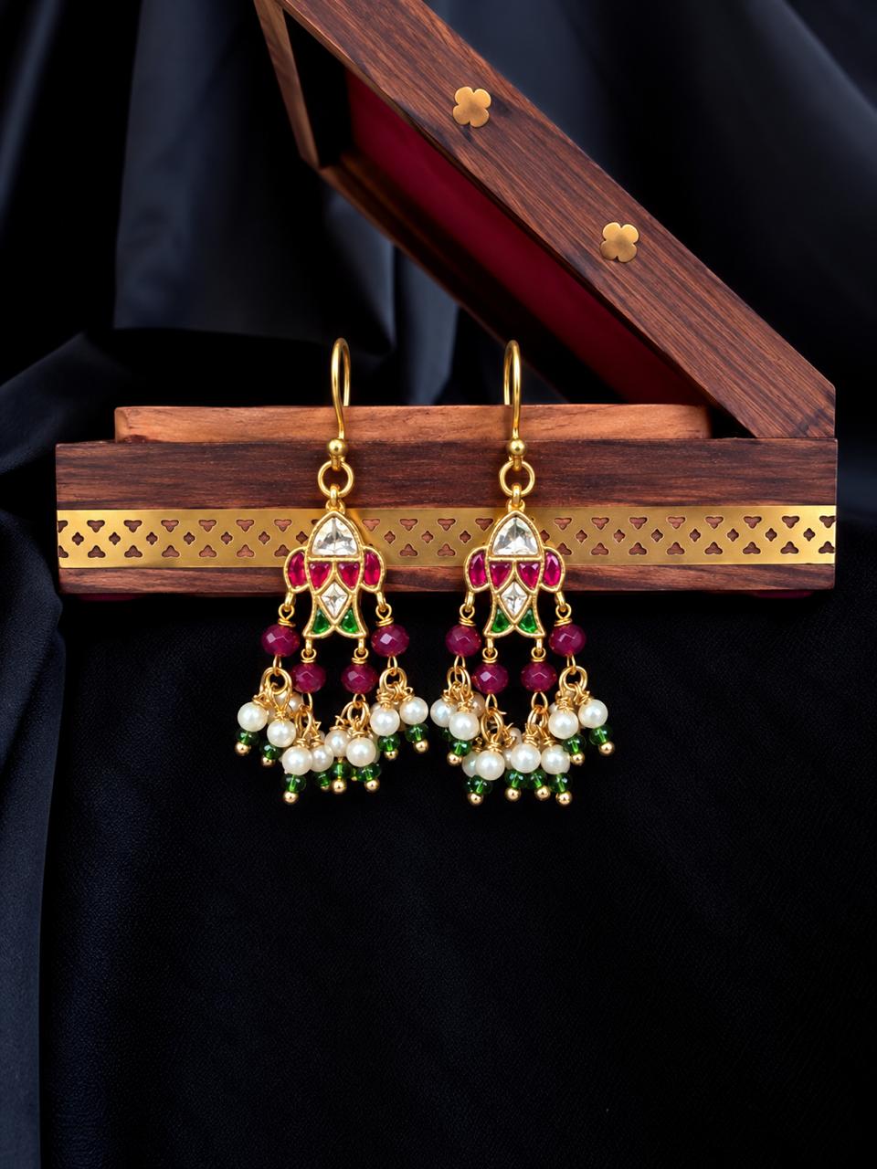 Fish Shape Pachi Kundan Beaded Earring