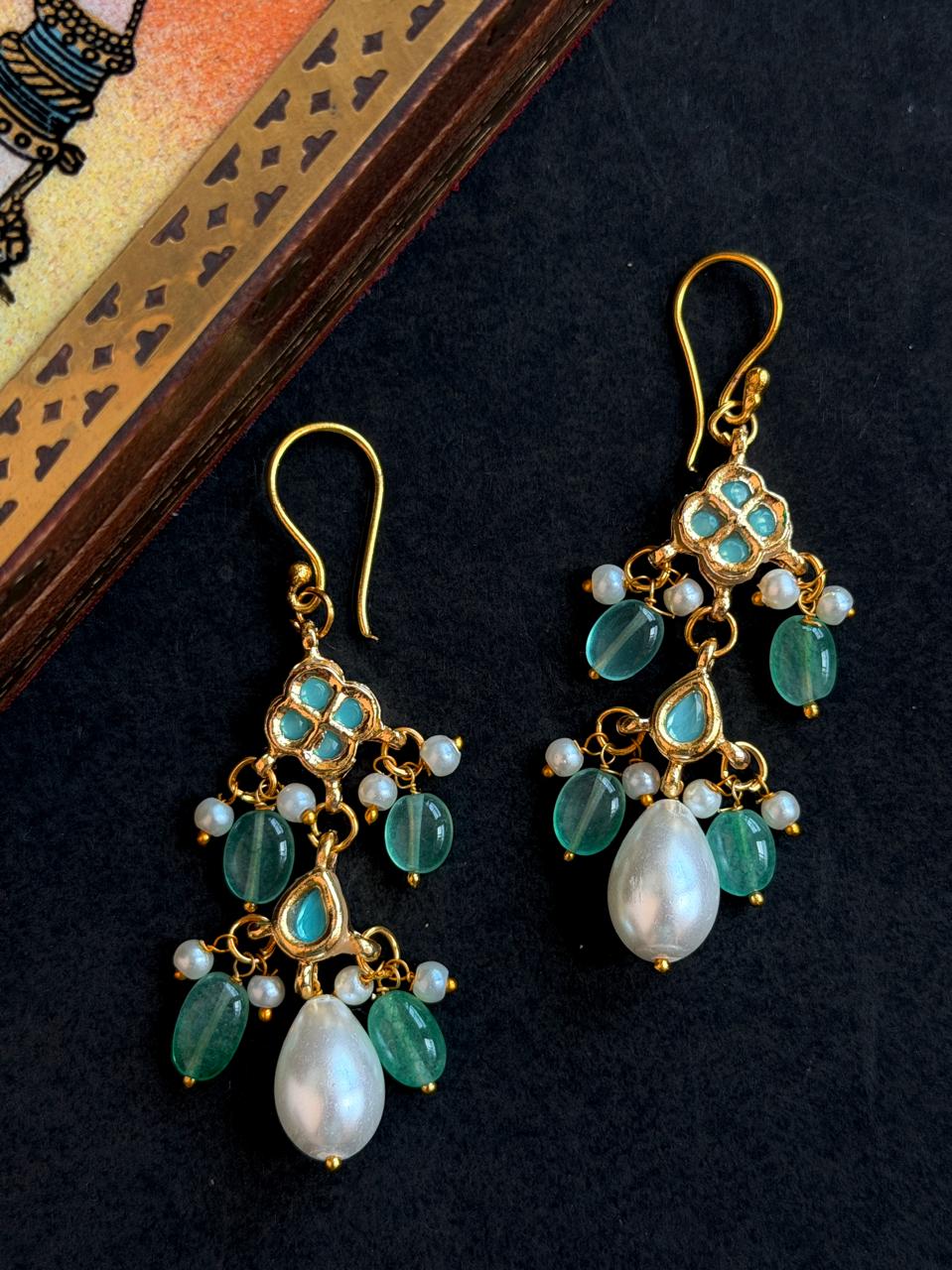 Kundan with Glass Pearl Ethnic earring
