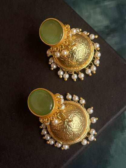 Monalisa Stone Top and Golden Jhumki Earring