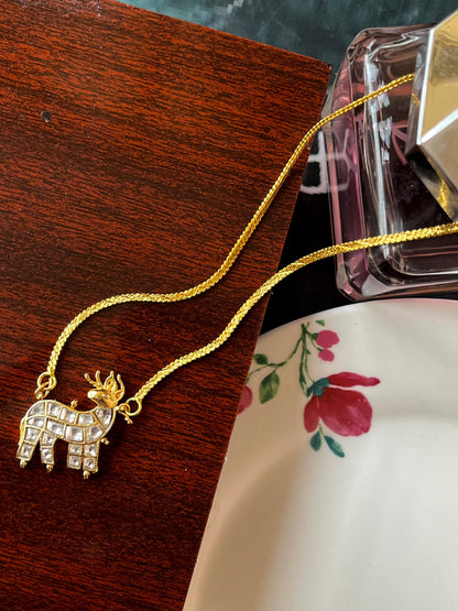 Stone Pendant Chain Necklace