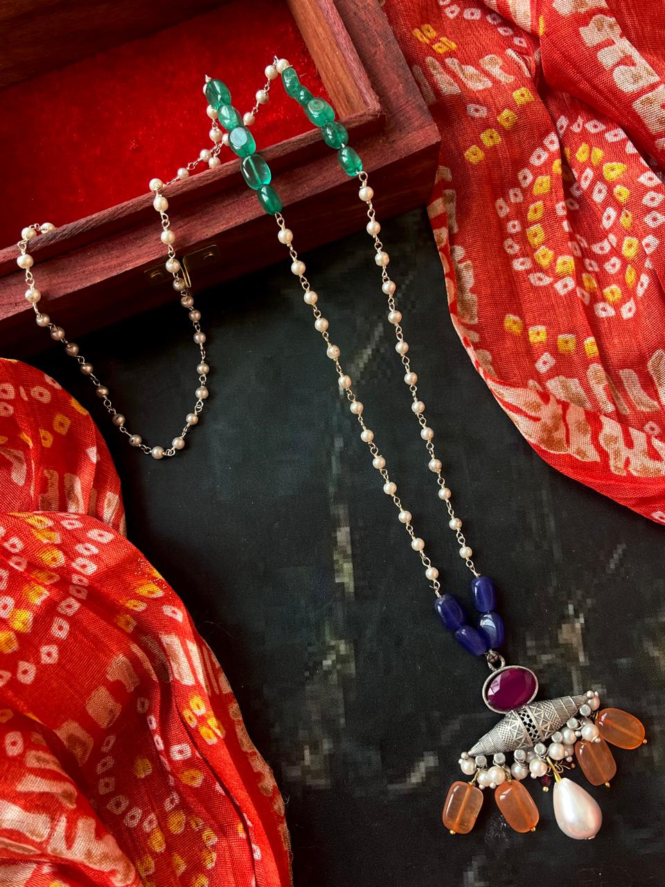 Oxidized Pearl Beaded Pendant Chain Necklace