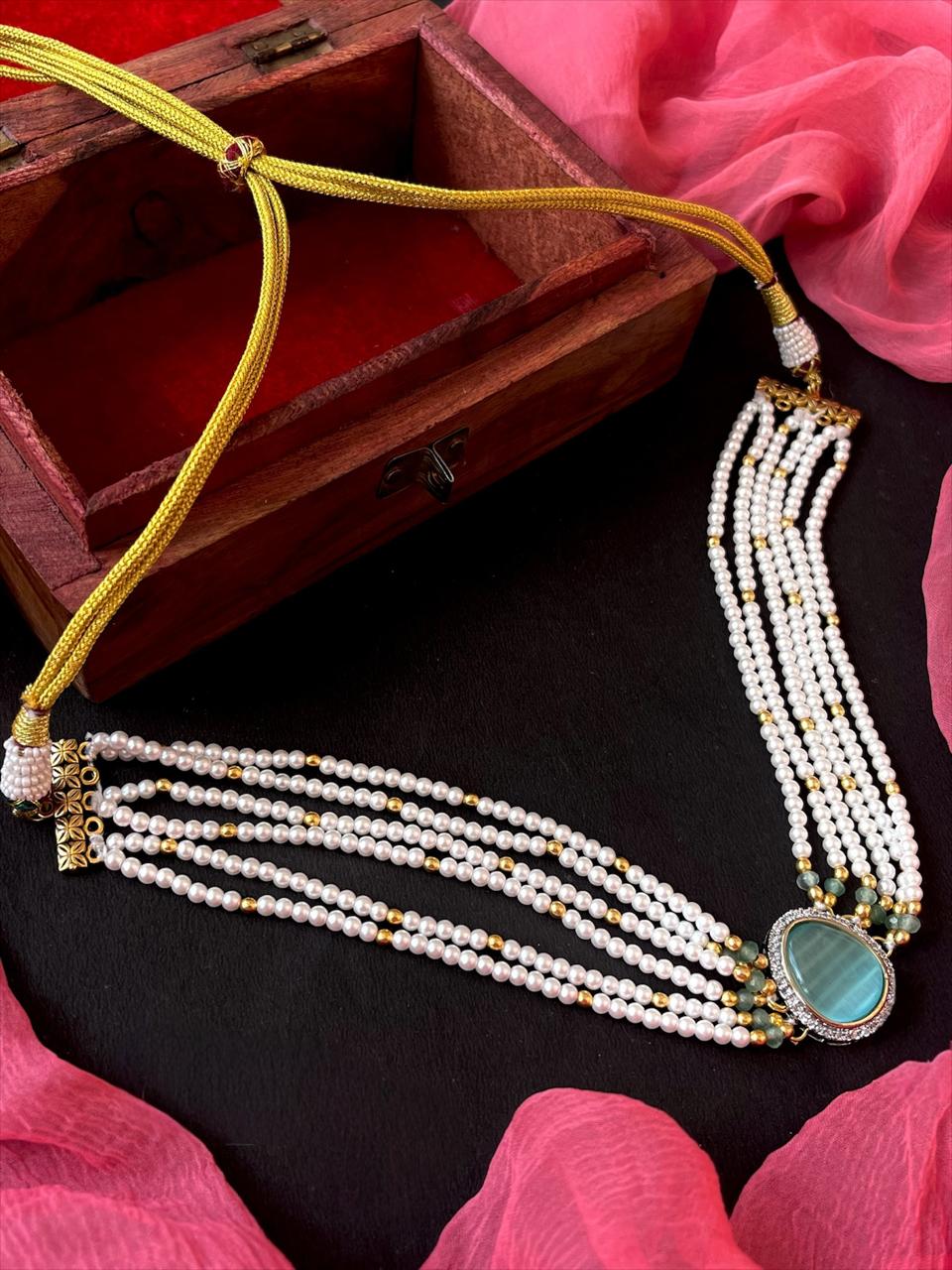 Monalisa Stone Pendant Pearl Five Layer Mala Choker Necklace