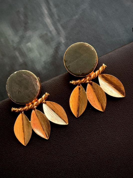 Druzy Stone Golden Leaf Earring