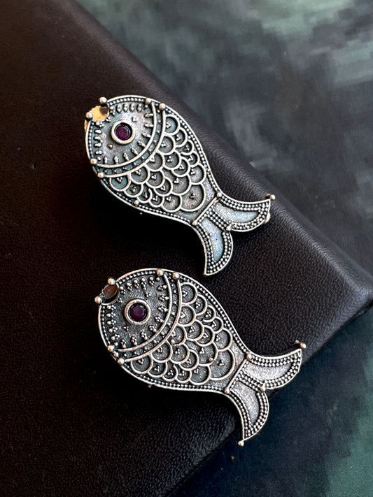 Oxidized Fish Shape Earring