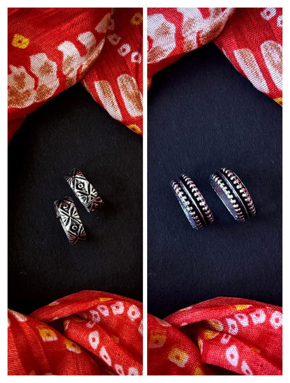 Oxidized set of Toe Ring