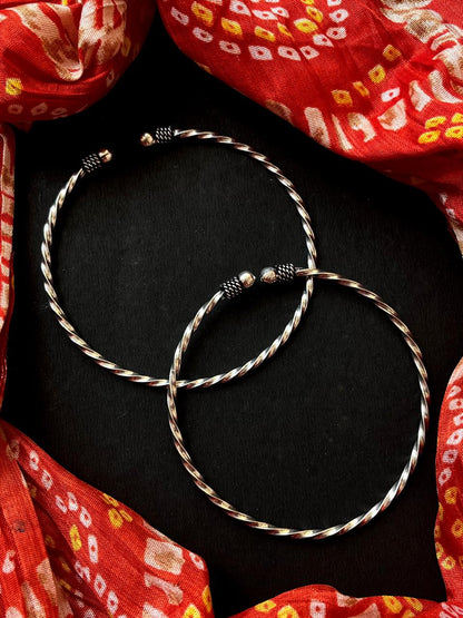 Oxidized Designer Anklet Pair
