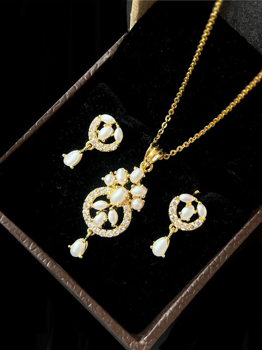 AD stone with Pearl Pendant Necklave with Earring set