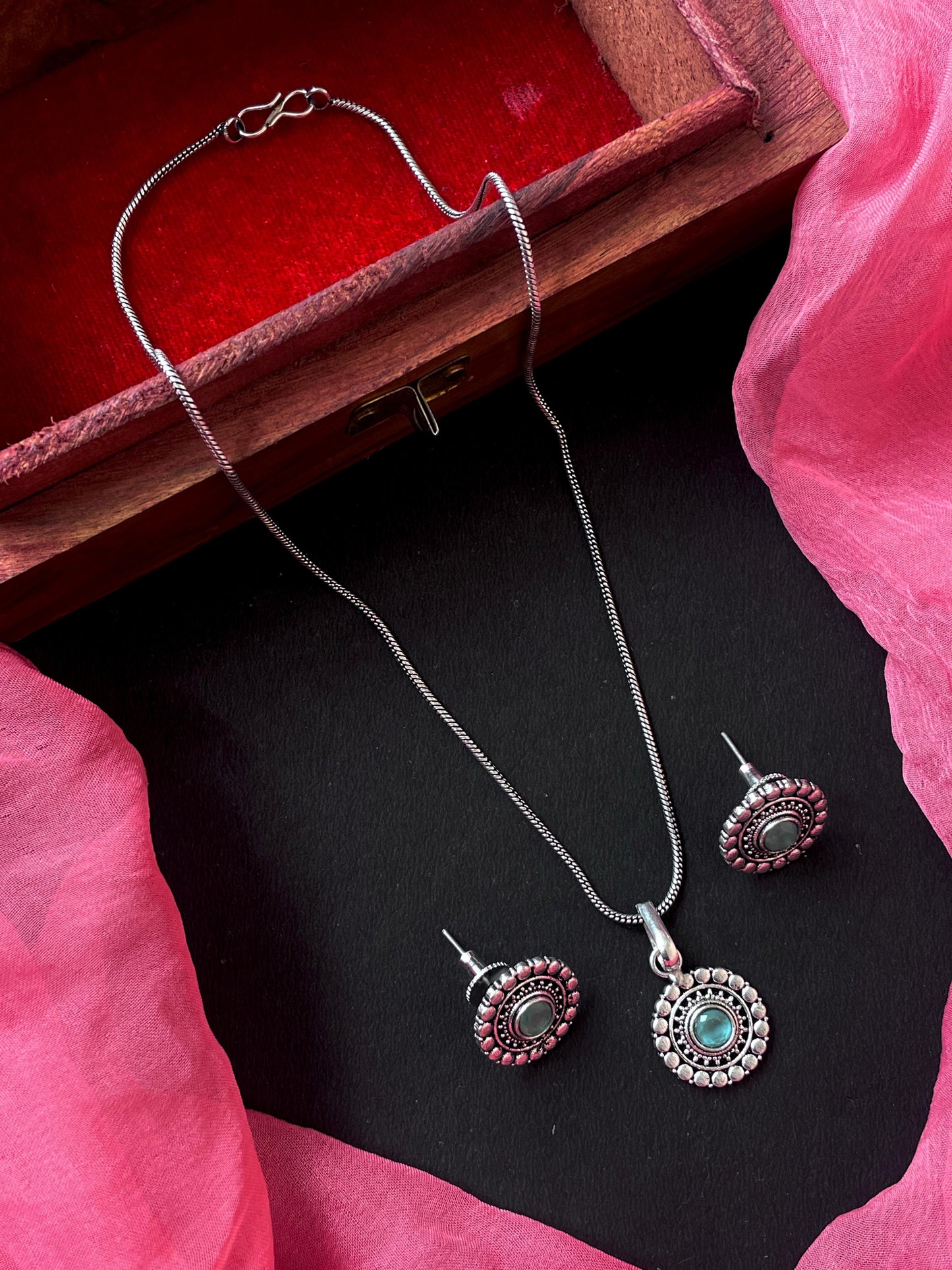 Monalisa Stone Oxidize Pendant Chain Necklace with Earring set