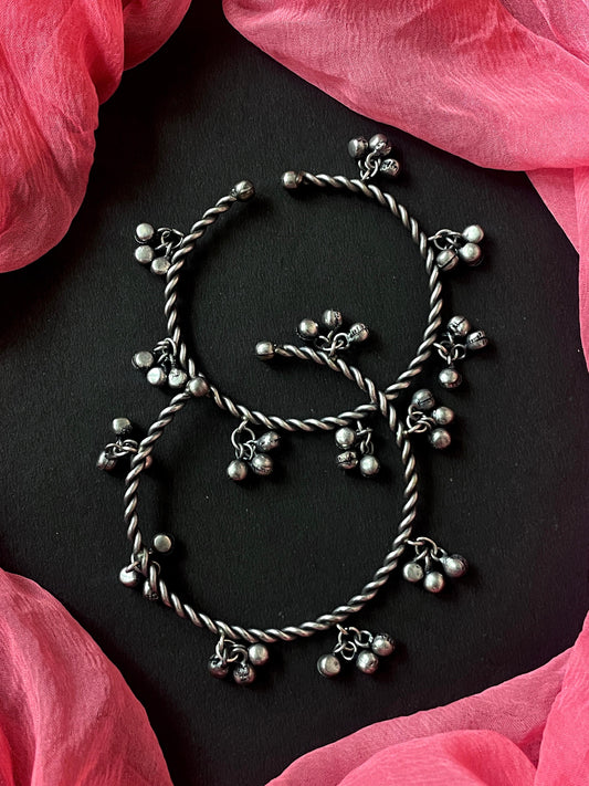 Oxidized Ghunghroo Openable Bangles