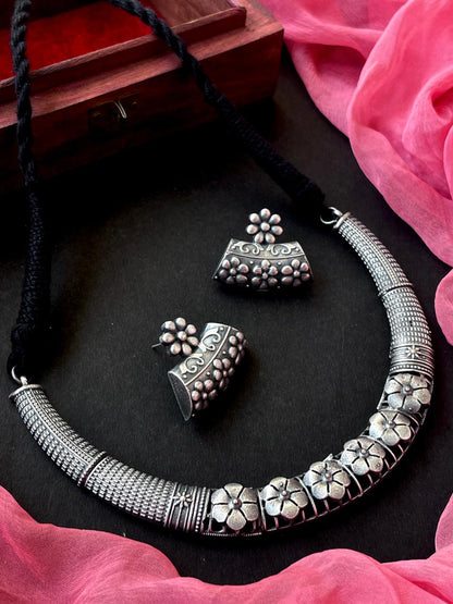 Oxidzed Chokr with Earring Set