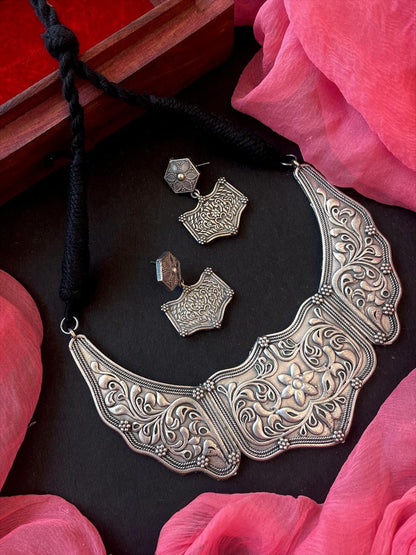 Oxidized Choker with Earring Ethnic Set