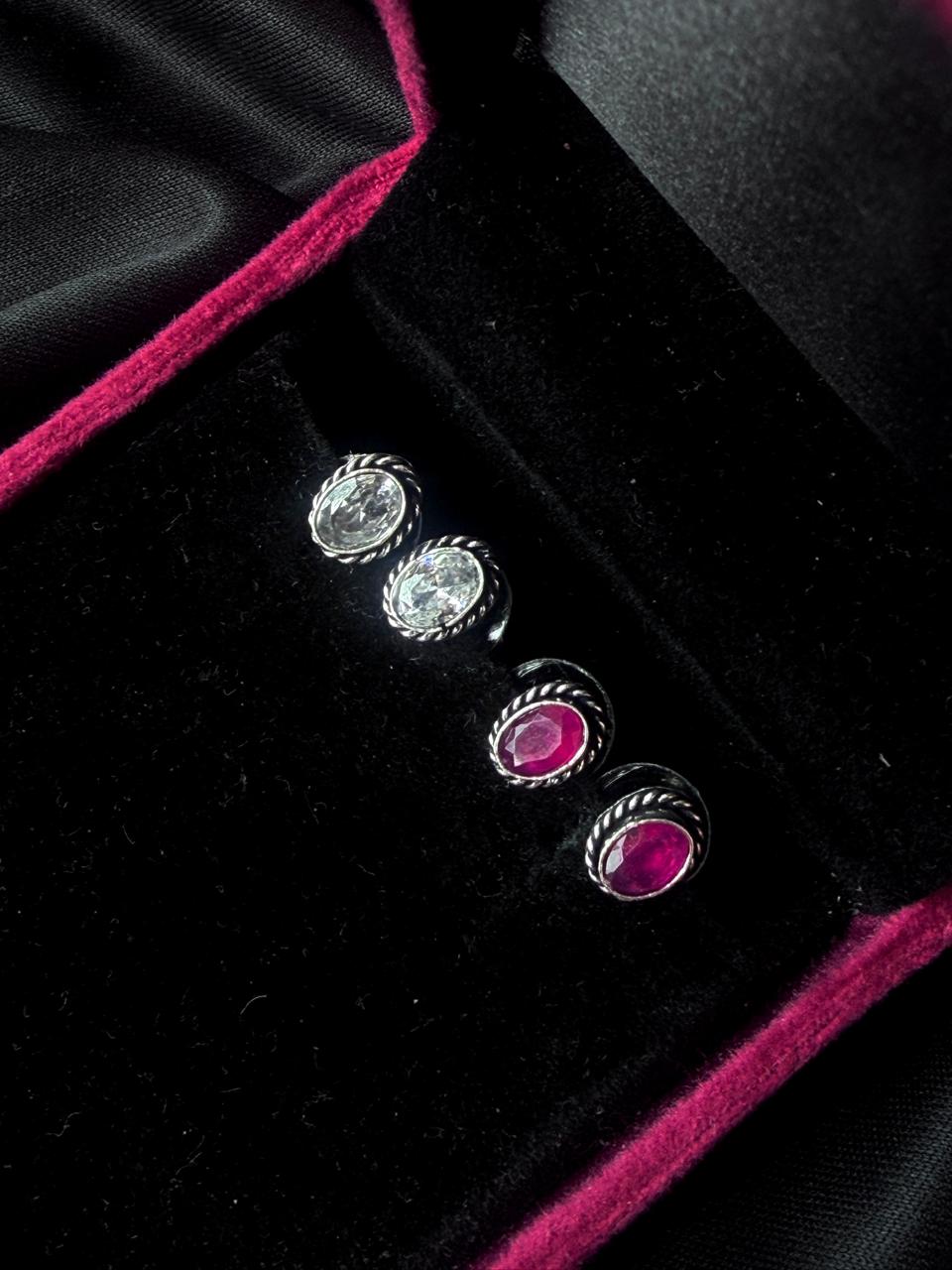 Monalisa Stone Stud Earring (Pair of 2 sets)