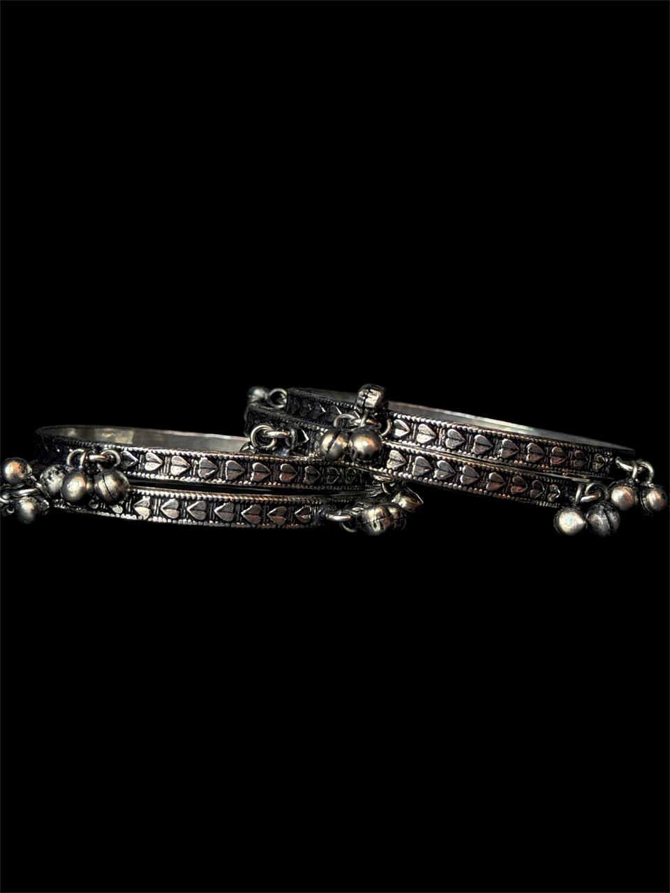 Oxidized Ghunghroo Bangles (set of 4 Bangles)