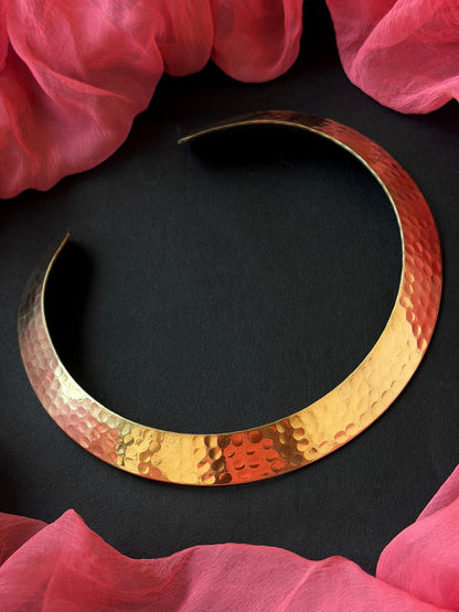 Plain Golden Hasli Choker Necklace
