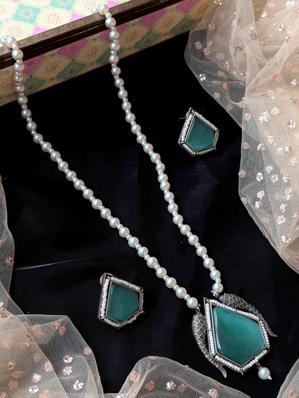 Monalisa Stone Oxidized Pendant Baeded Mala Necklace with Earring set