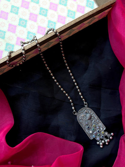 Oxidized Pendant Chain Necklace