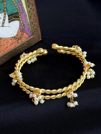 Golden Twisted Beaded Openable Bangle set