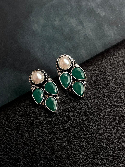 Three Monalisa Stone with White Pearl Stud Earring