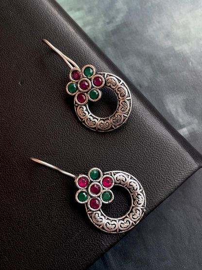 Small Stone Oxidized Round Light Weight Earring