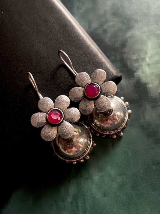 Oxidized Flower Top with Jumki Earring