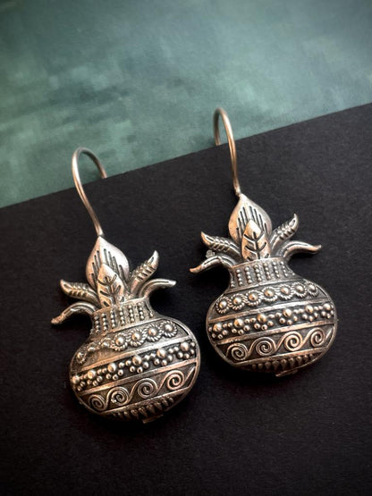 Oxidized Silver Kalash Design Drop Earring