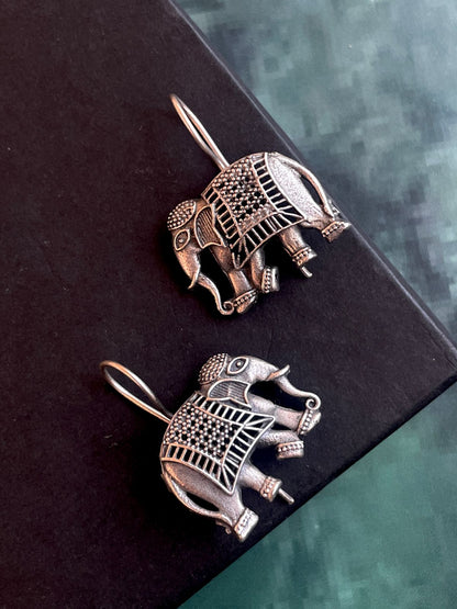 Elephant shape Black Polish Antique Stud Earring