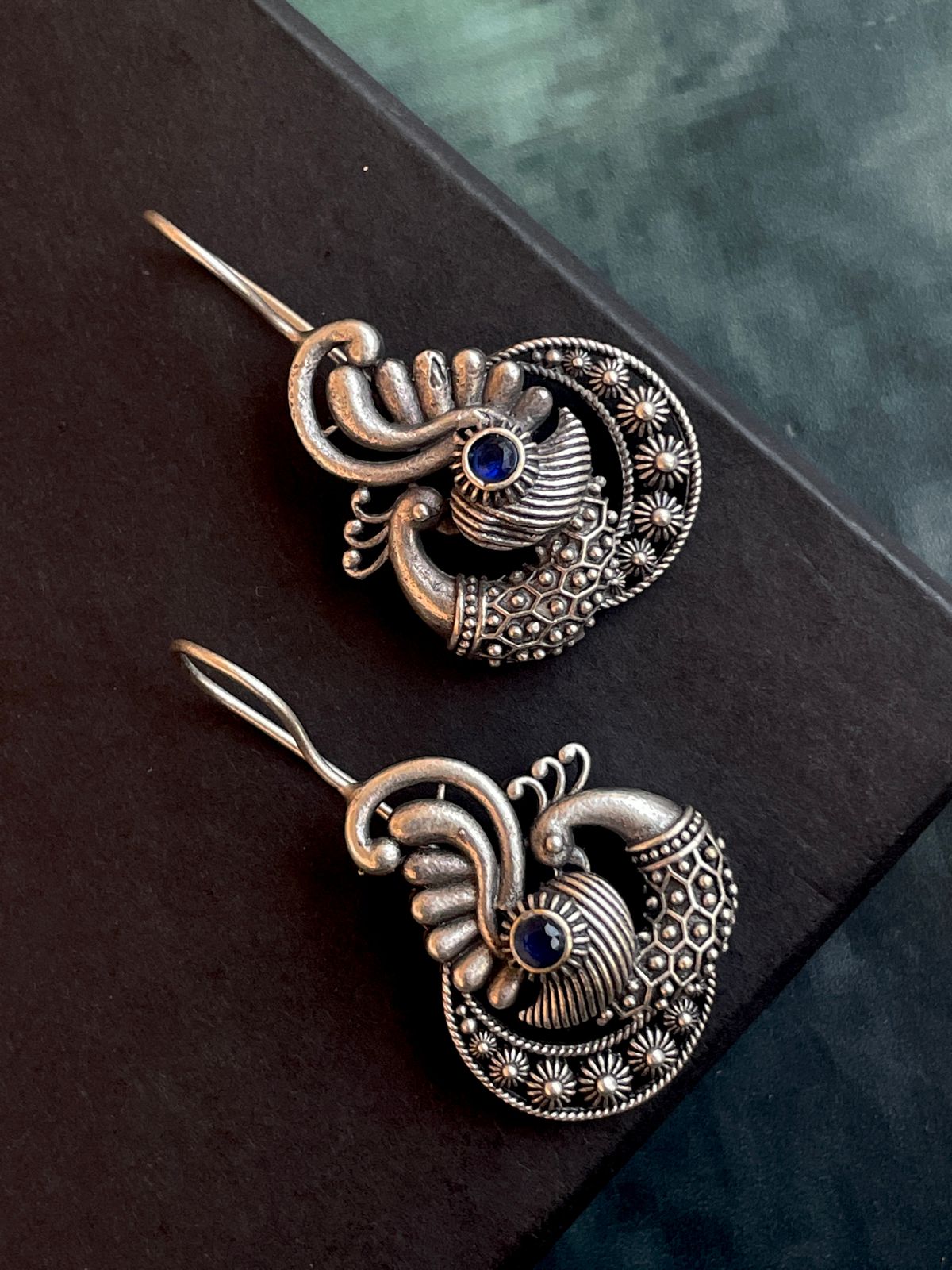 Peacock shape Black Polish Stud Earring