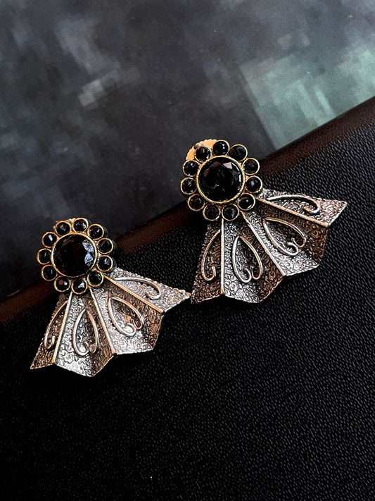 Monalisa Stone Floral Oxidized Treny Earring