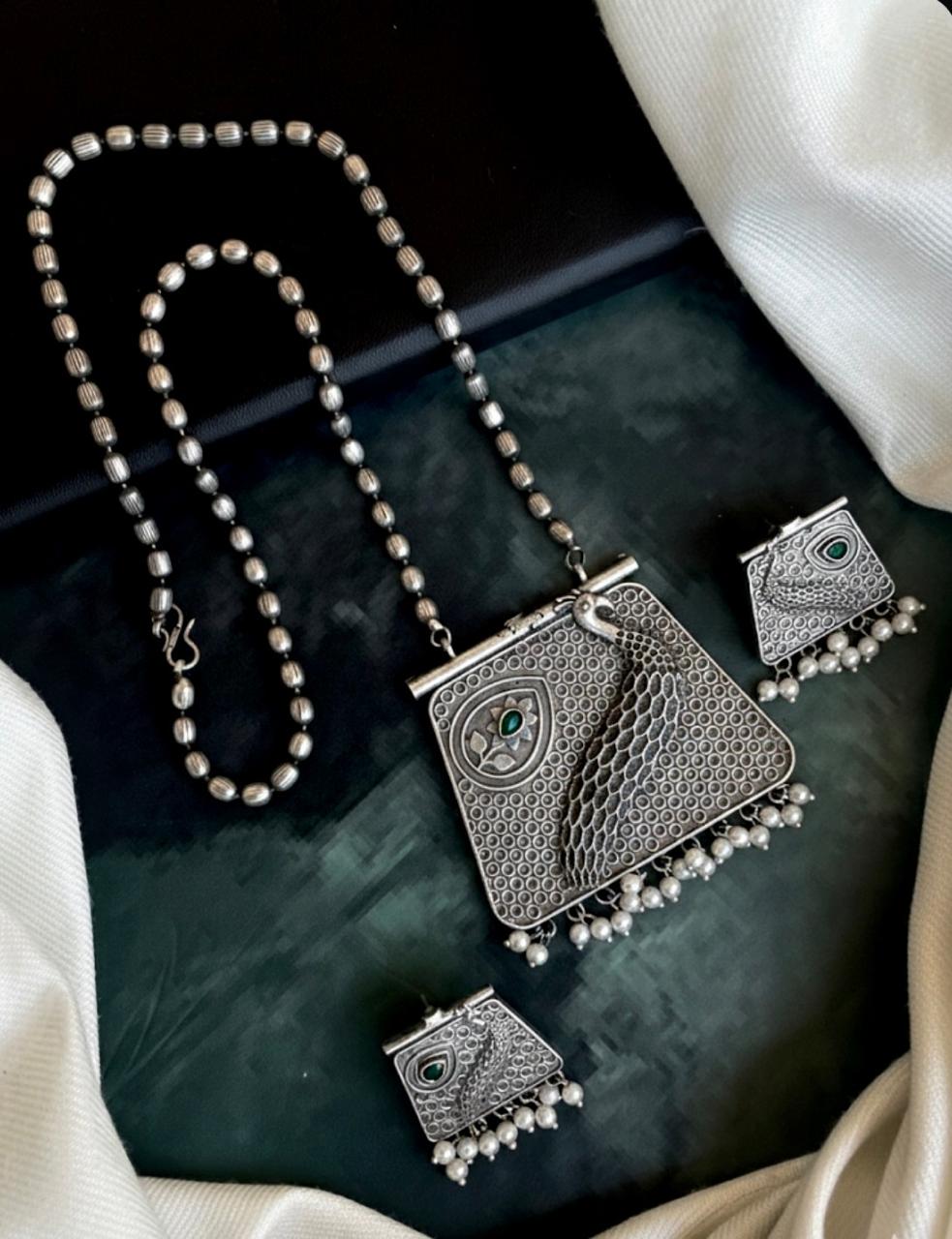 Black Polish Peacock Necklace with Earring set