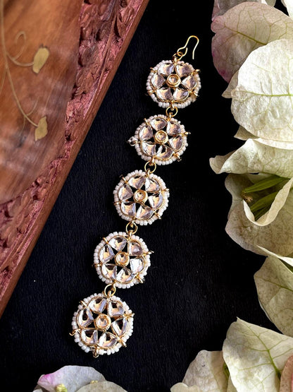 Kundan Floral Beaded Mangtika