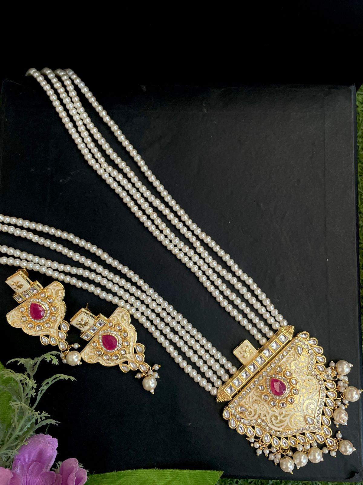 Gift Box of Meenakari Necklace Earring Set