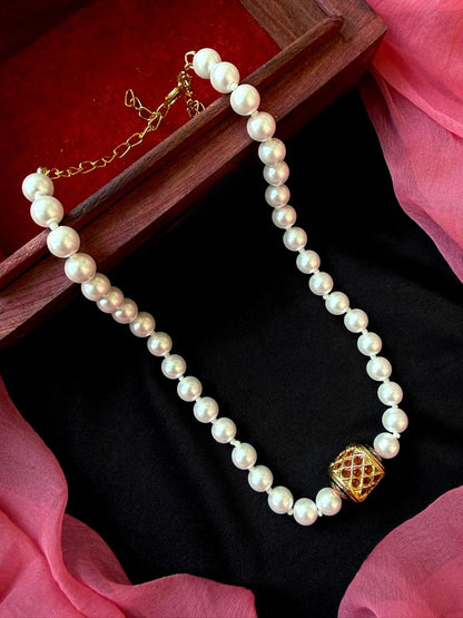 Meenakari Pendant Shell Pearl Mala Necklace