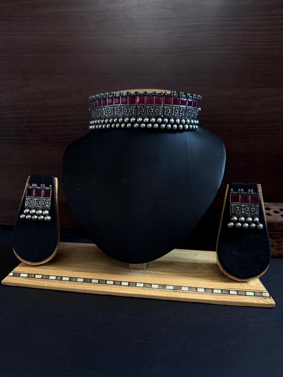 Monalisa Stone Black Polish Partywear Oxidized Choker with Earring set