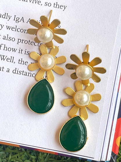 Monalisa Stone Golden Earring