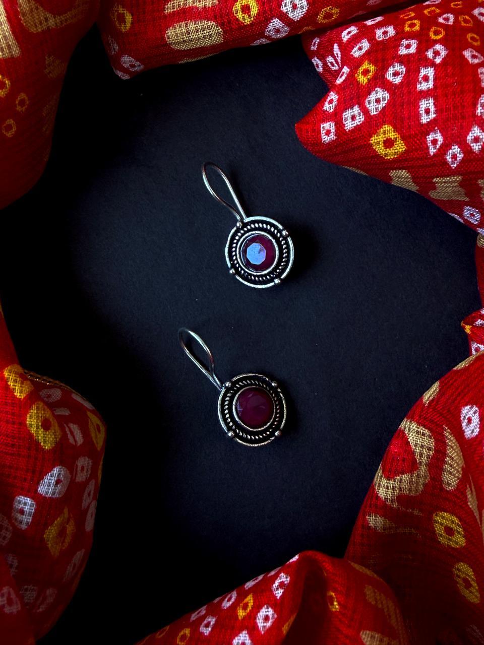 Monalisa Stone Oxidized Earring