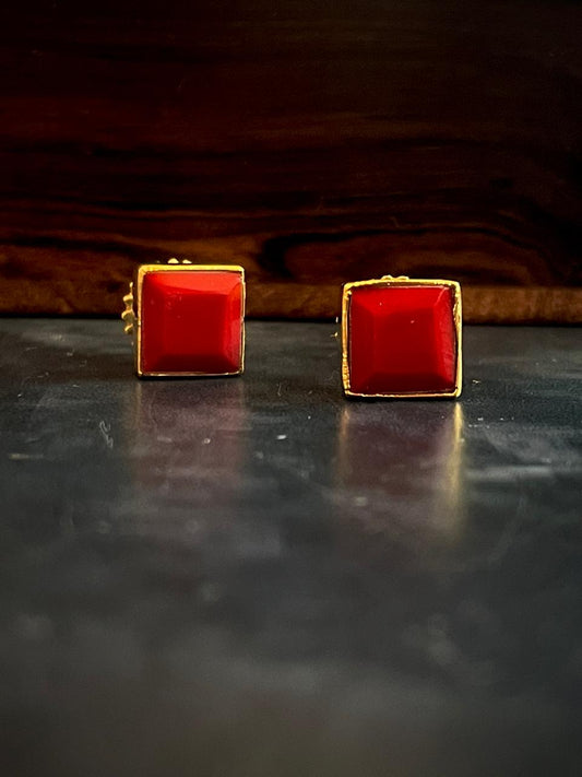 Monalisa Stone Partywear Trendy Small Stud Earring