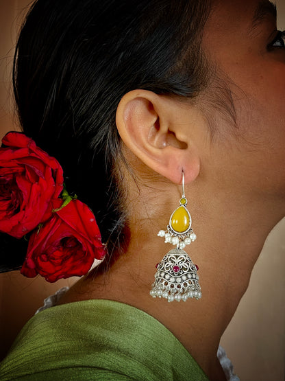 Monalisa Top with Silver Replica Jhumki Earring